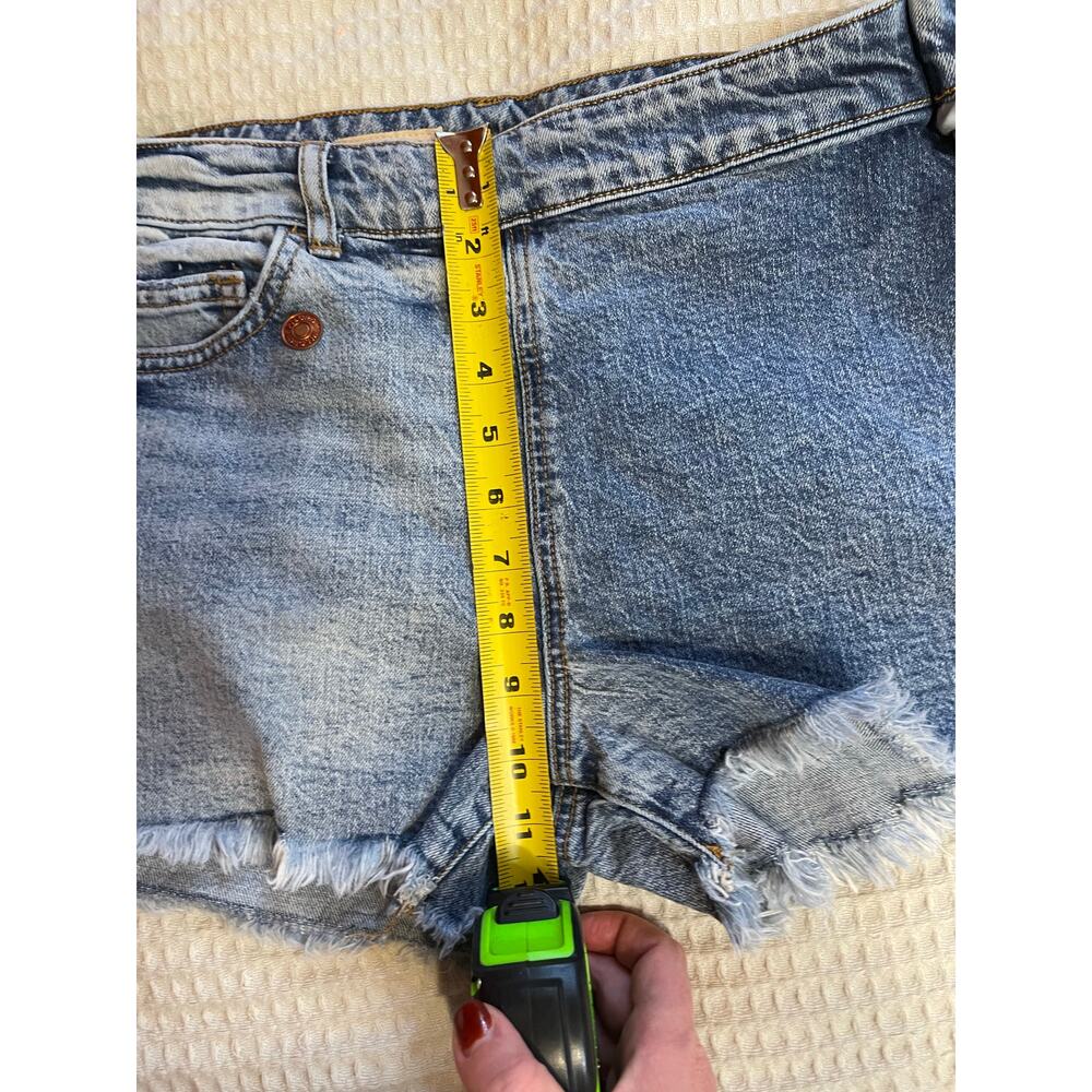 Pilcro Anthropologie Medium Wash Distressed Nood Zelus Denim Micro Mini Skort 26 - Picture 10 of 12